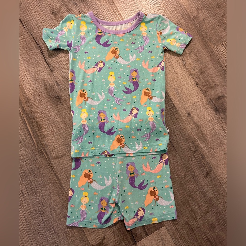 Little sleepies short sleeve pj set